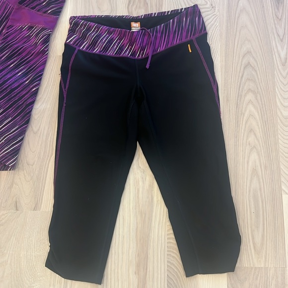 Lucy pants and top size M top and S pants - Picture 3 of 5